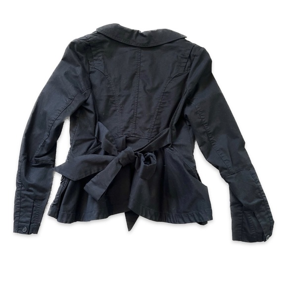 JNBY Classic Black Slim-Fit Blazer Brand New, Perfect for Work or Events, Size M - Picture 2 of 6